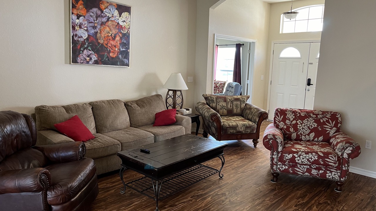 Photo of Livingroom in Lakeland