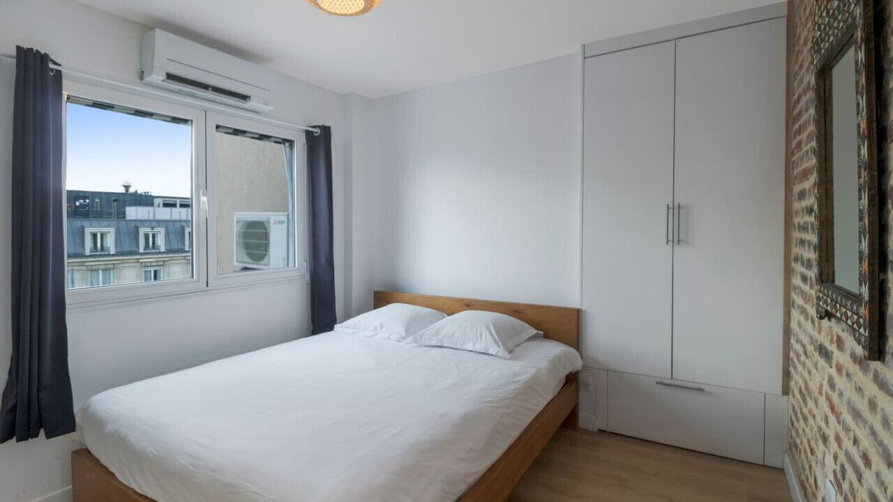 Photo of Bedroom in 8th Arrondissement
