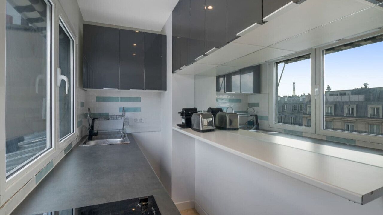 Photo of Kitchen in 8th Arrondissement