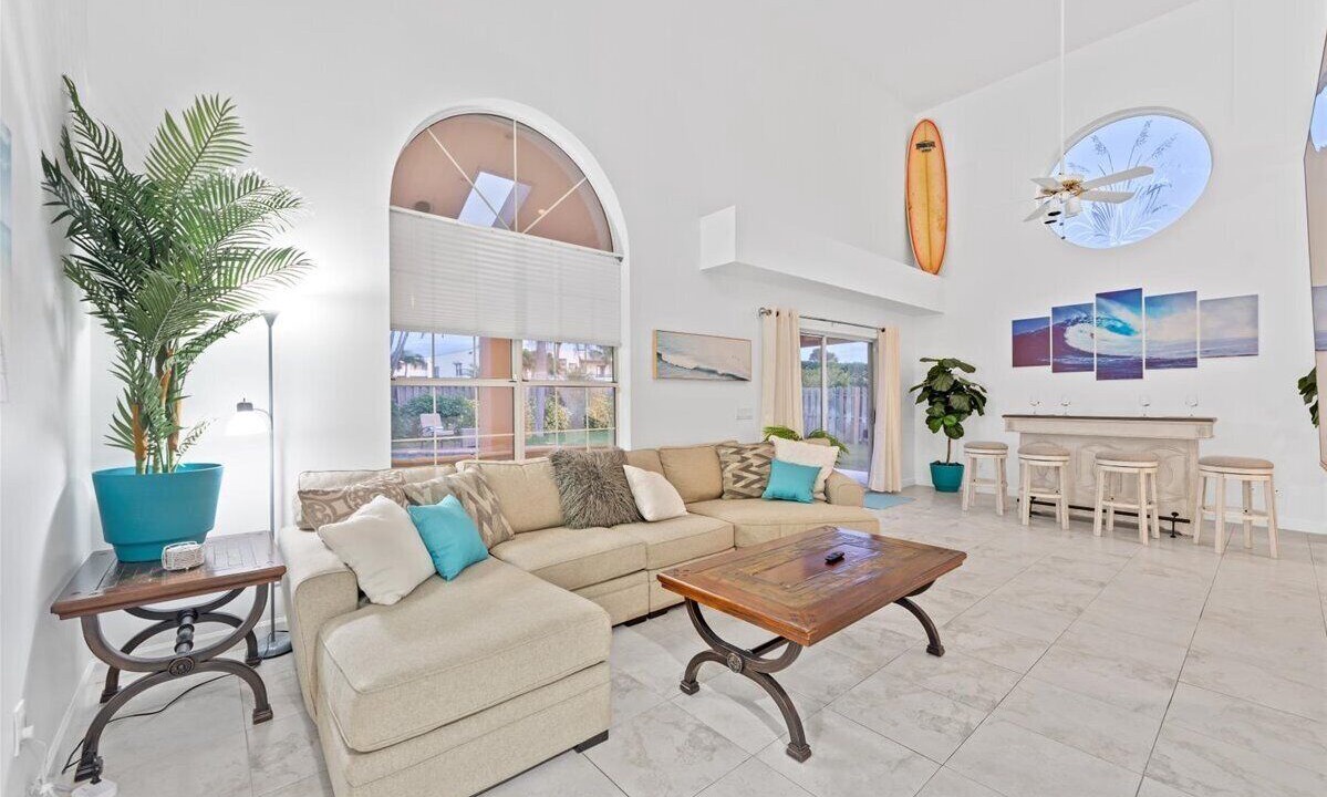 Photo of Livingroom in Melbourne Beach