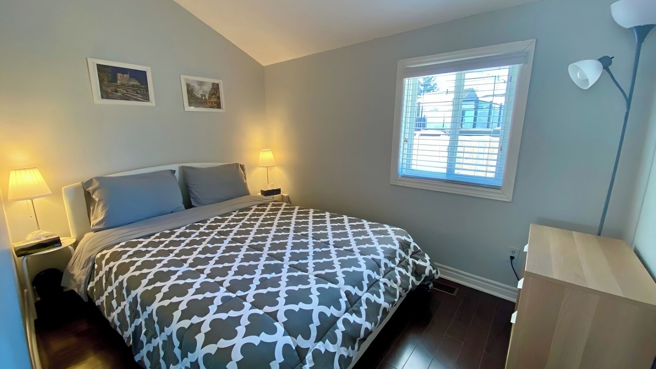 Photo of Bedroom in Wasaga Beach