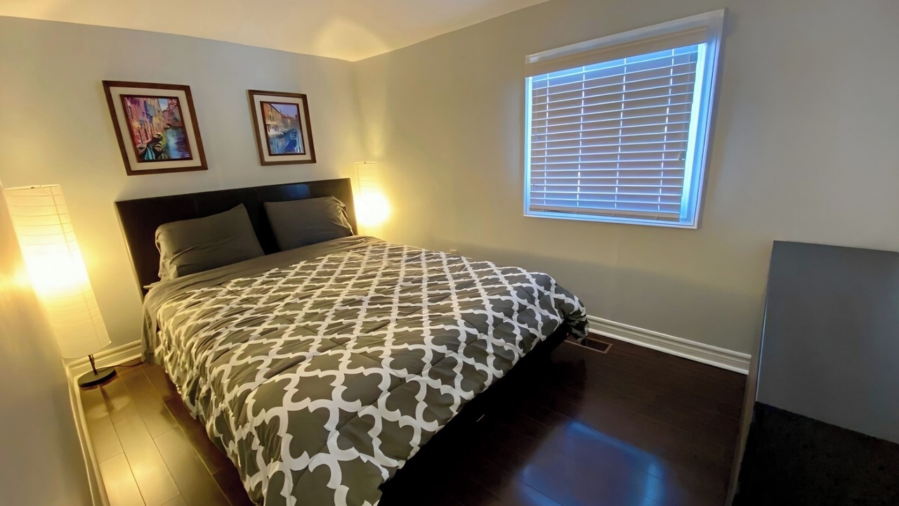 Photo of Bedroom in Wasaga Beach