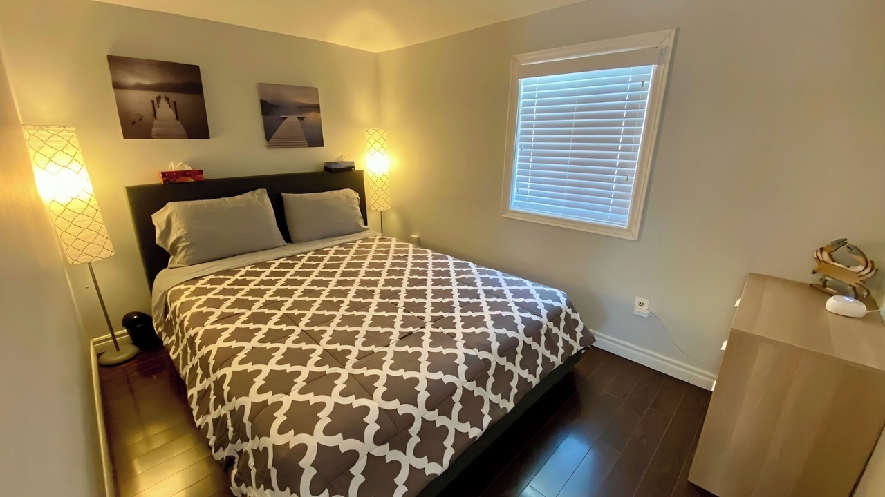 Photo of Bedroom in Wasaga Beach