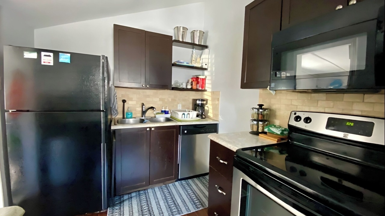 Photo of Kitchen in Wasaga Beach