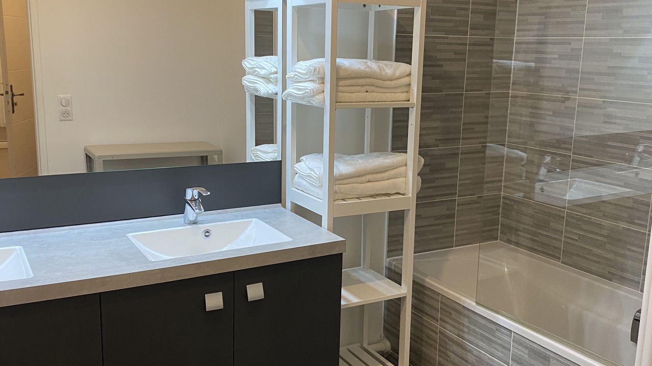 Photo of Bathroom in Levallois-Perret