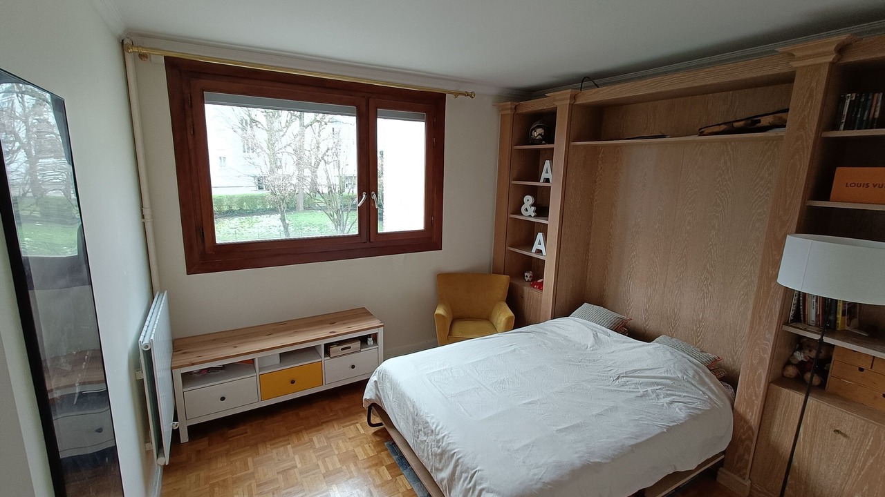 Photo of Bedroom in Chaville