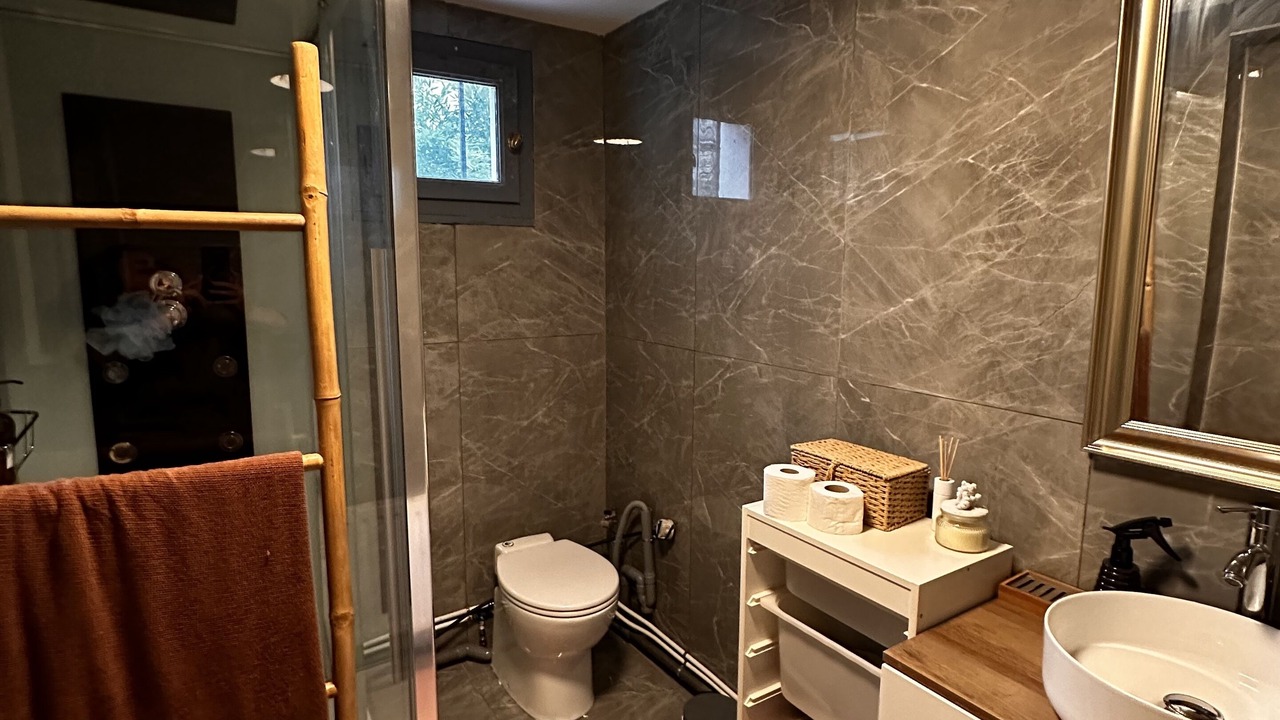 Photo of Bathroom in Aulnay-sous-Bois