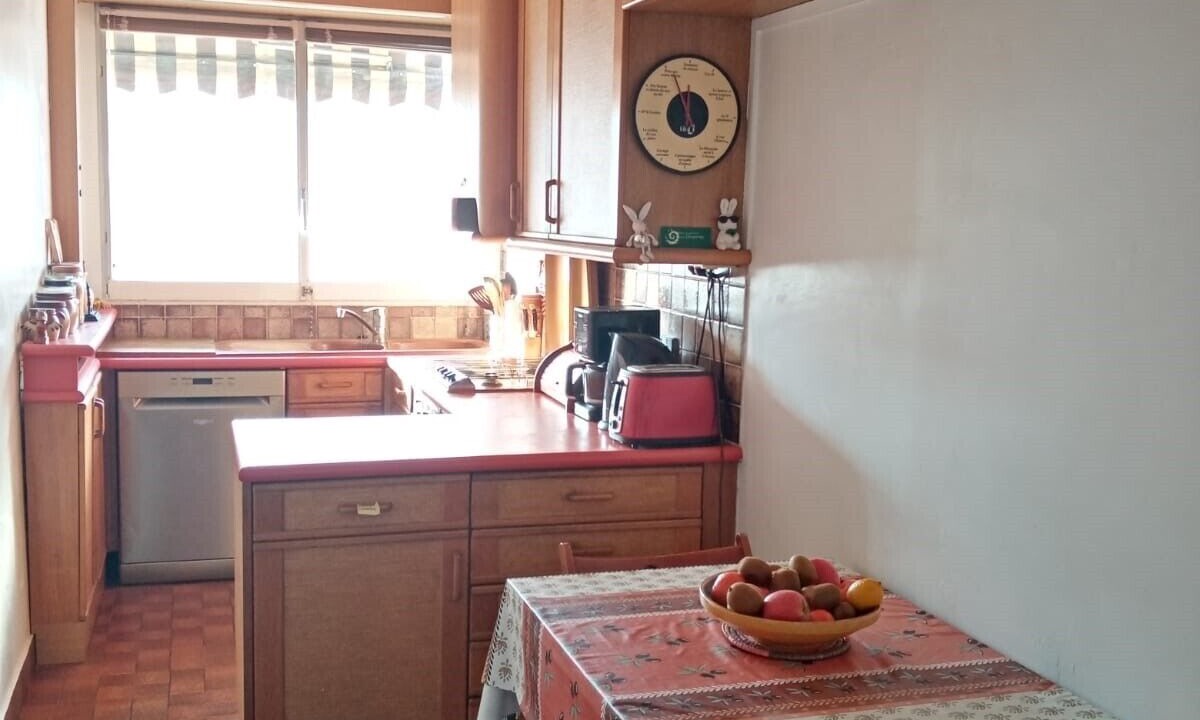Photo of Kitchen in Combat