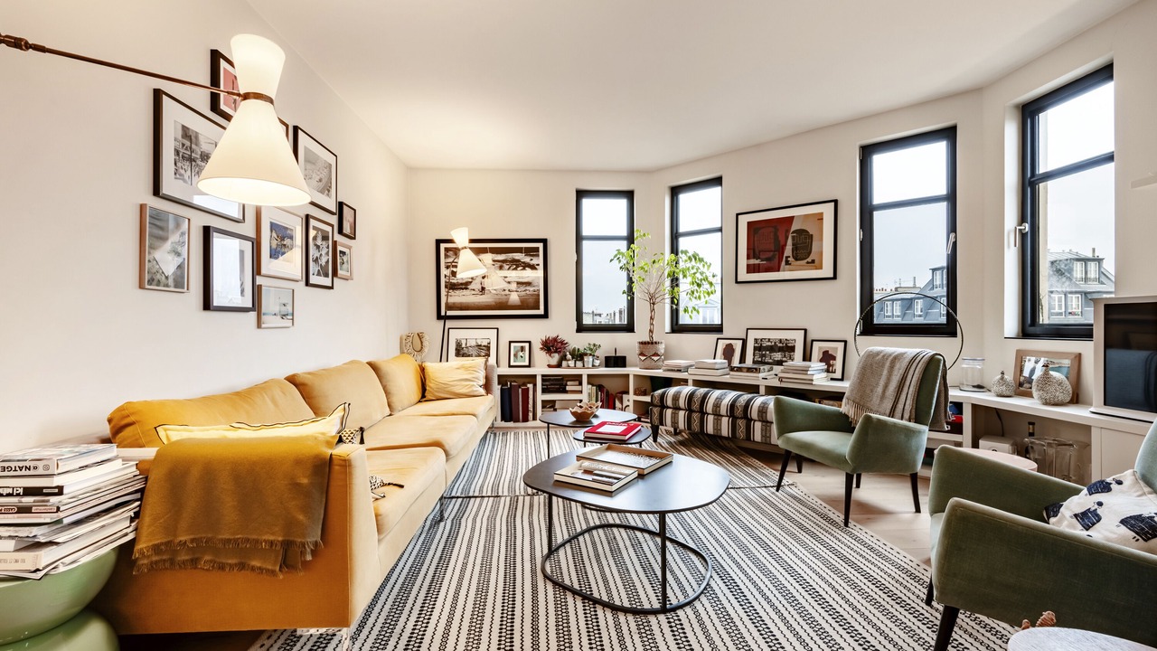 Photo of Livingroom in 17th Arrondissement