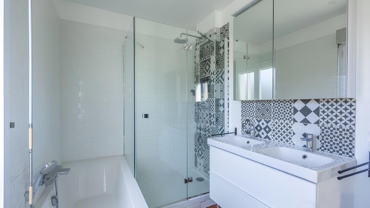 Photo of Bathroom in Maisons-Alfort