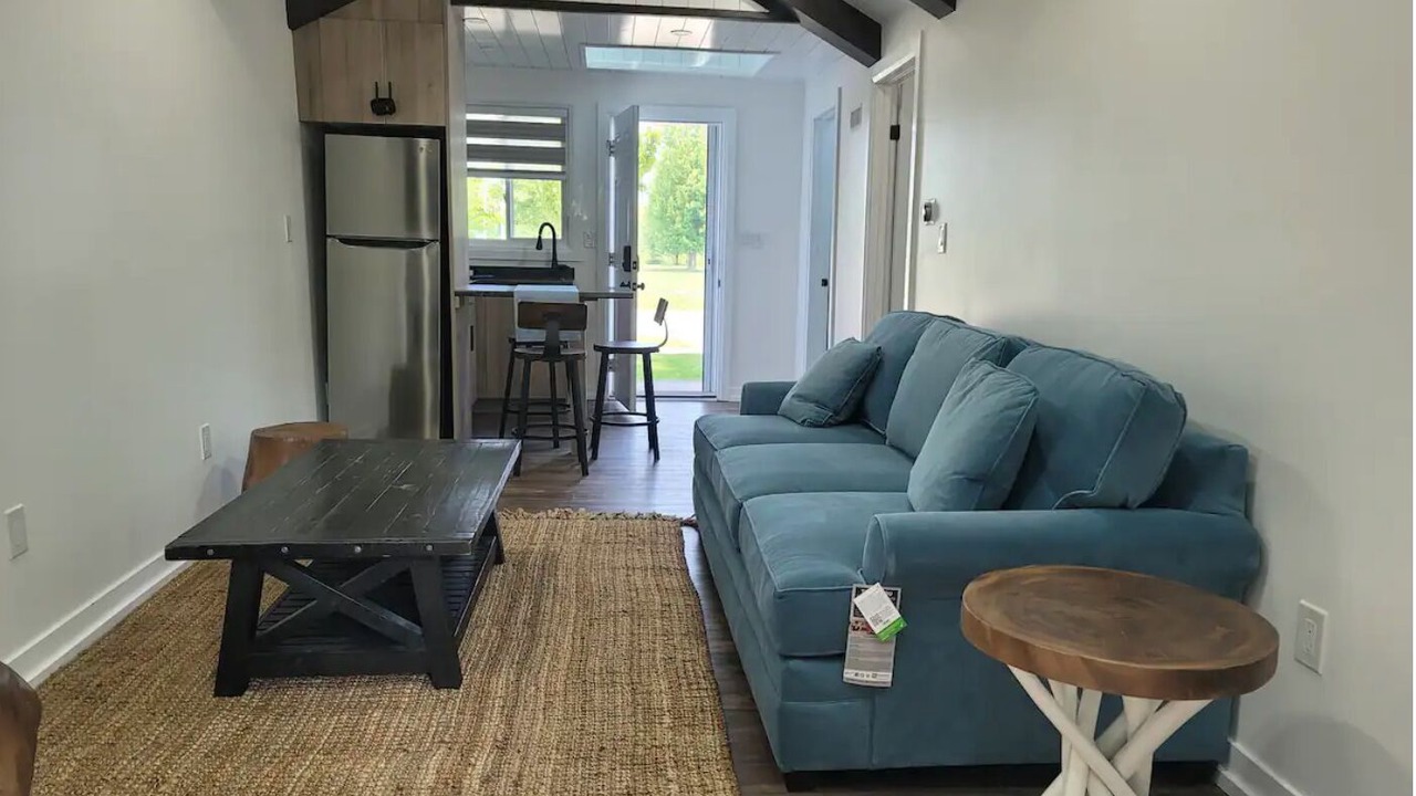 Photo of Livingroom in Alcona