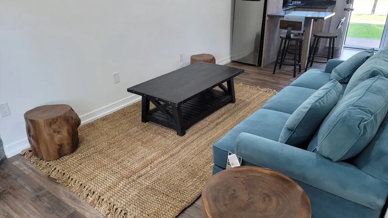 Photo of Livingroom in Alcona