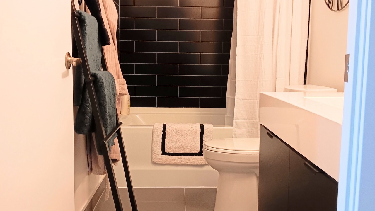 Photo of Bathroom in Parkdale