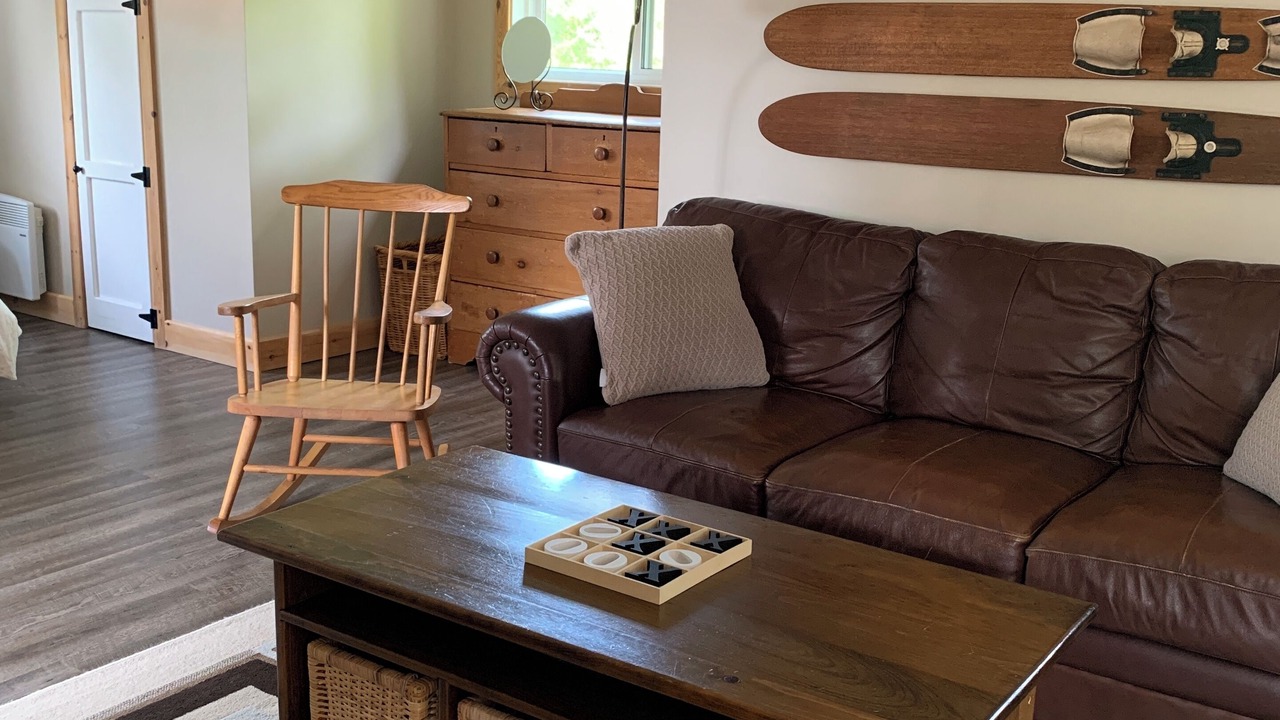 Photo of Livingroom in Crystal Falls