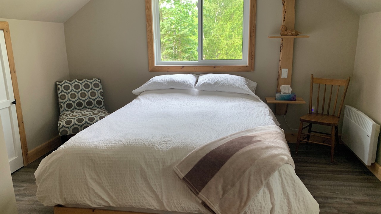 Photo of Bedroom in Crystal Falls
