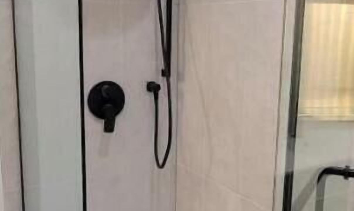 Photo of Bathroom in Tobermory