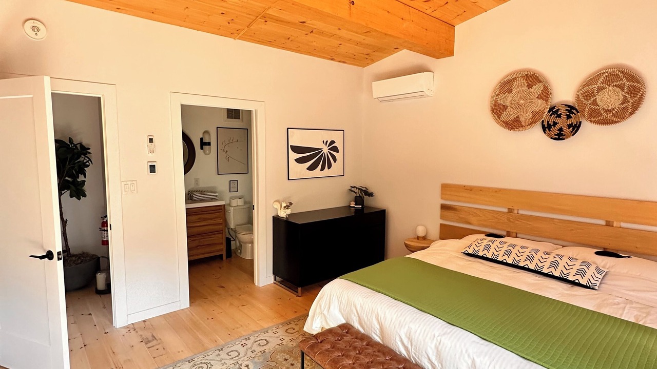 Photo of Bedroom in Novar