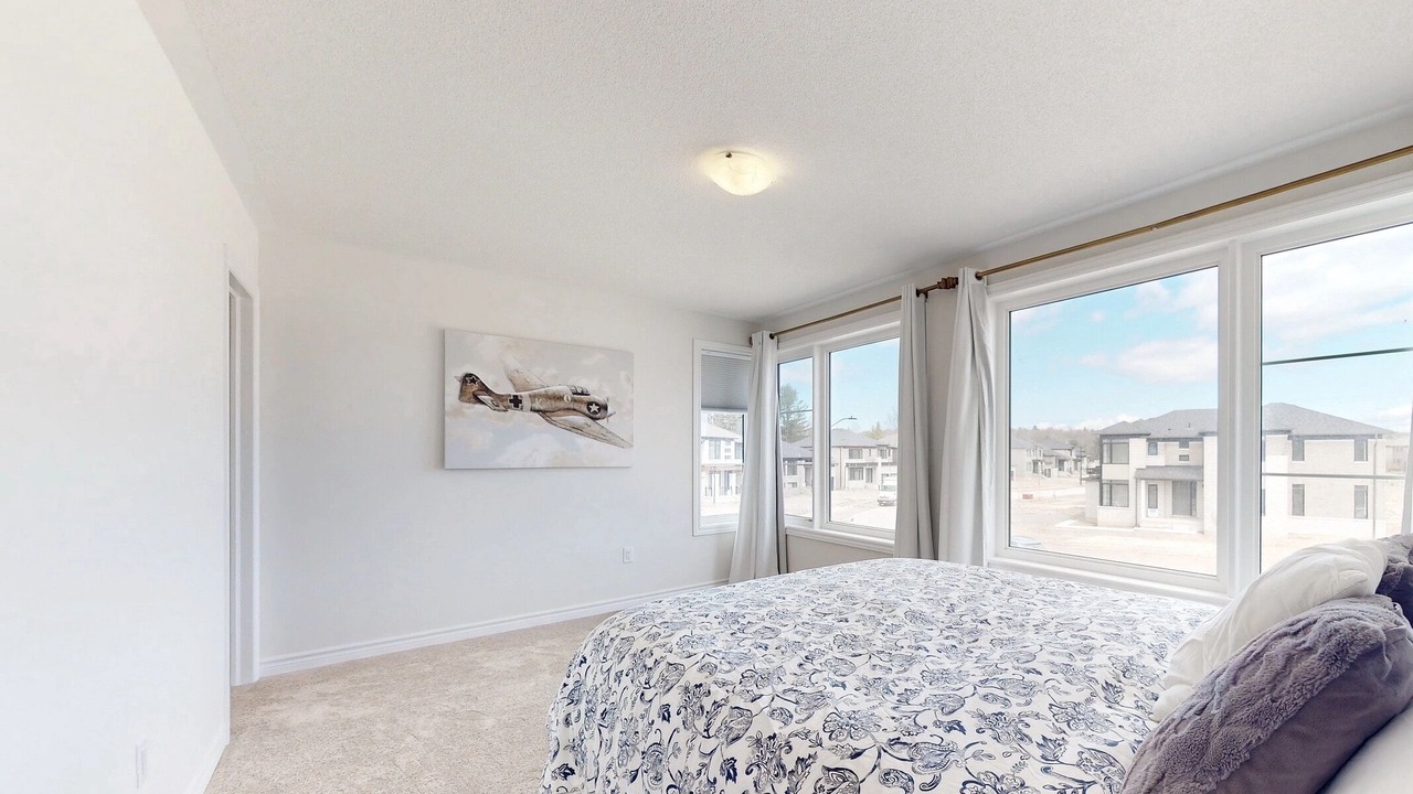 Photo of Bedroom in Wasaga Beach