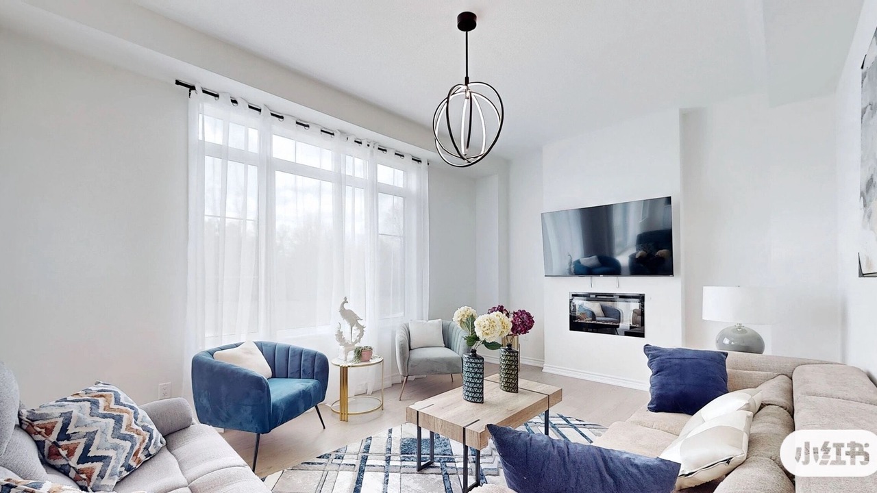 Photo of Livingroom in Wasaga Beach