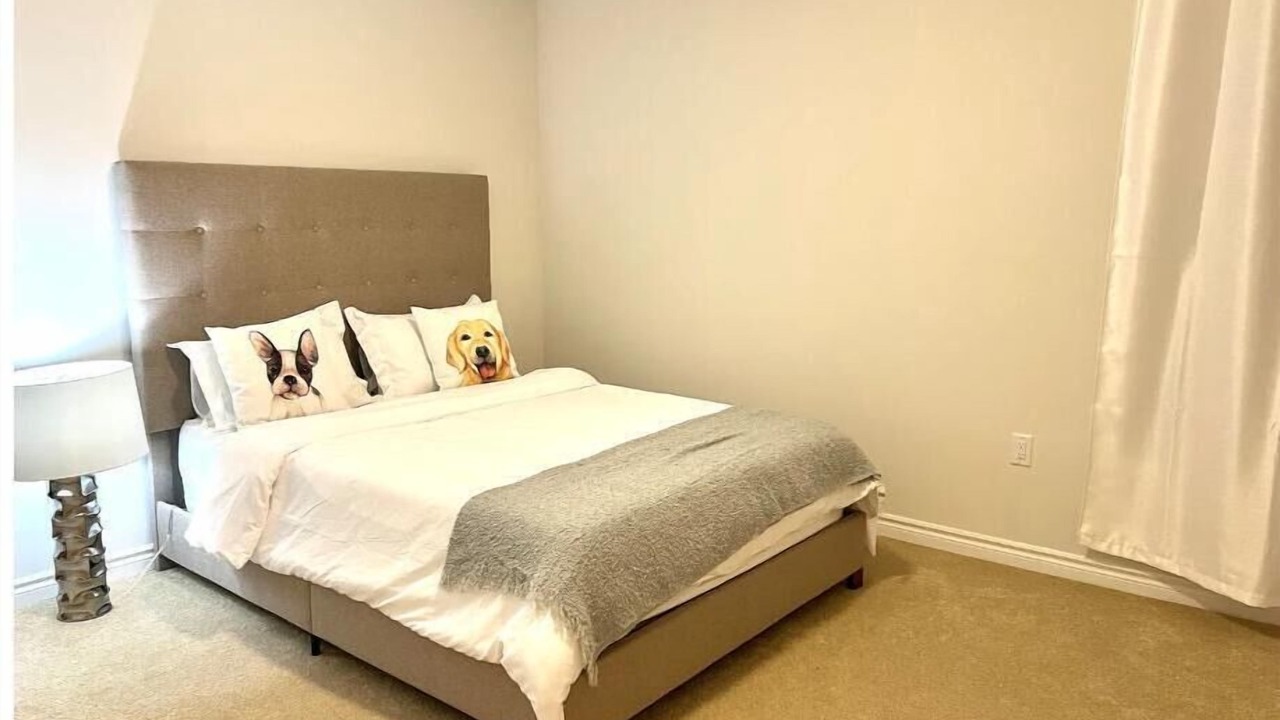 Photo of Bedroom in Wasaga Beach