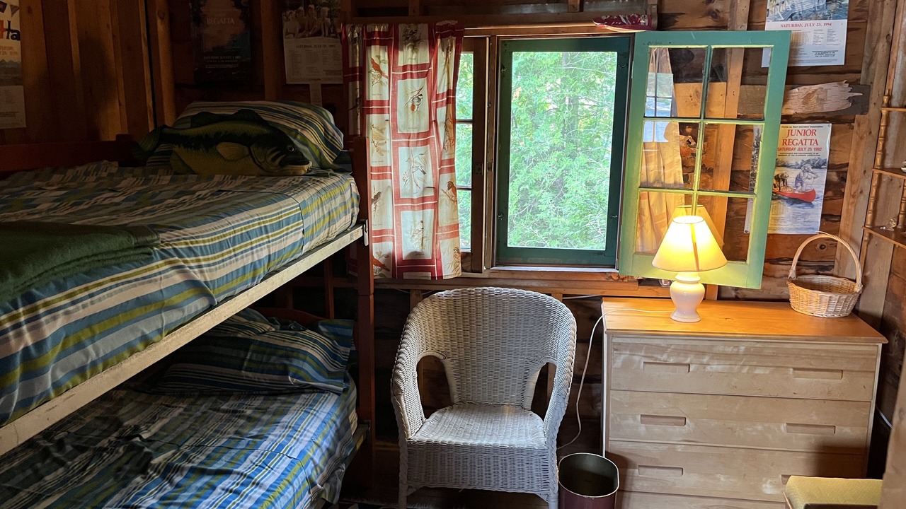 Photo of Bedroom in Pointe au Baril