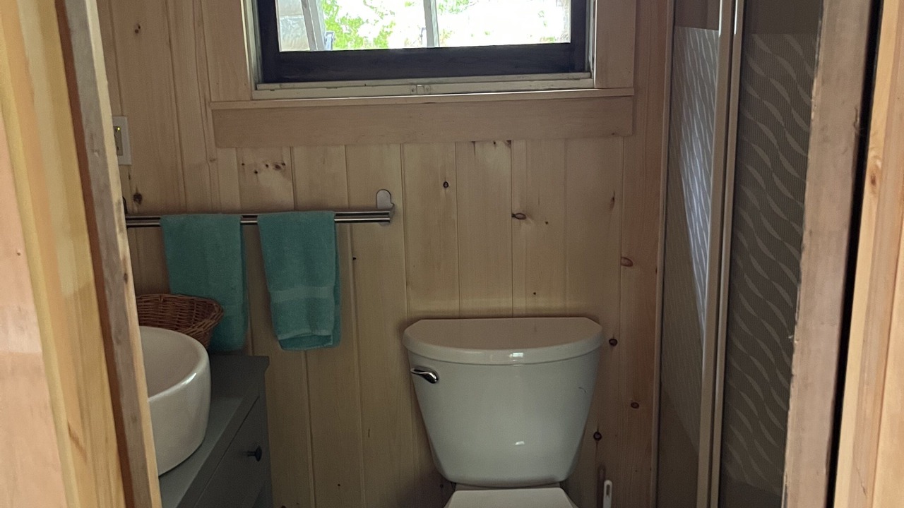 Photo of Bathroom in Pointe au Baril