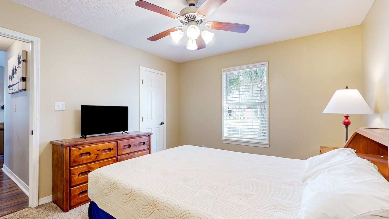 Photo of Bedroom in Niceville