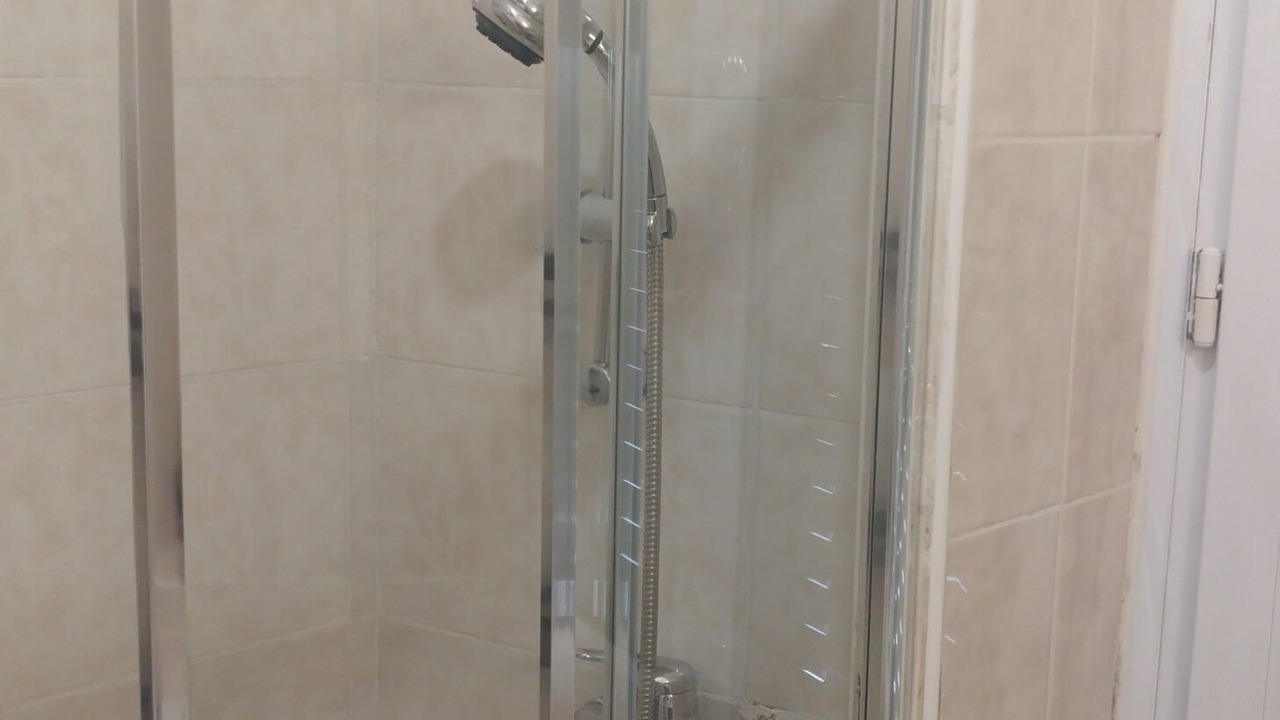 Photo of Bathroom in Aubervilliers