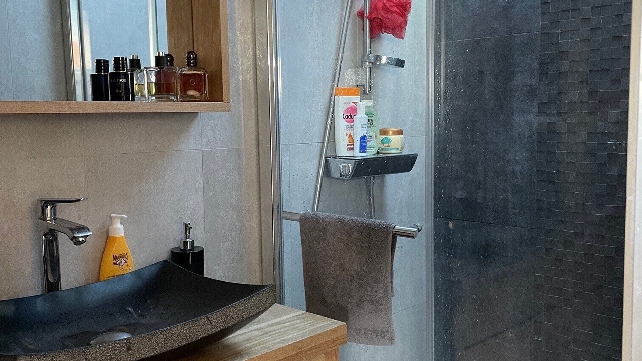 Photo of Bathroom in Saint-Cloud