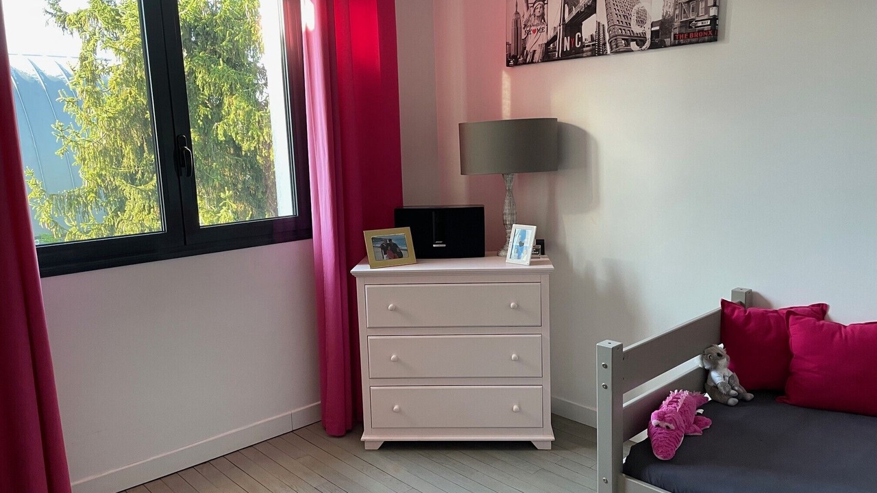 Photo of Bedroom in Saint-Cloud
