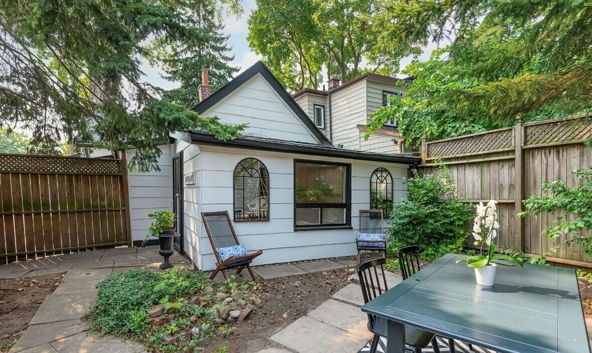 Photo of Outdoor in Leslieville