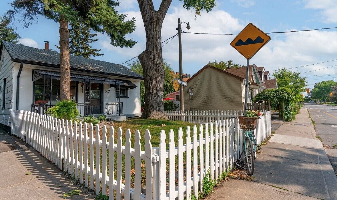 Photo of Outdoor in Leslieville