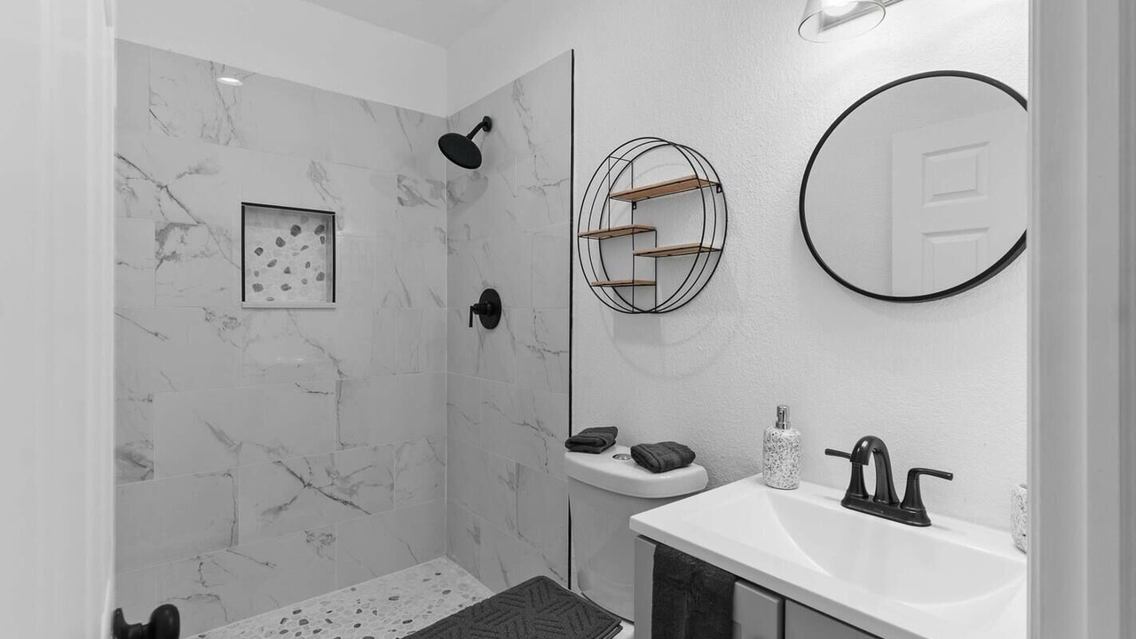 Photo of Bathroom in Lake Eola Heights