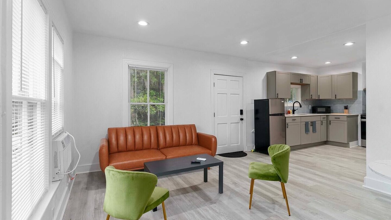 Photo of Bedroom in Lake Eola Heights