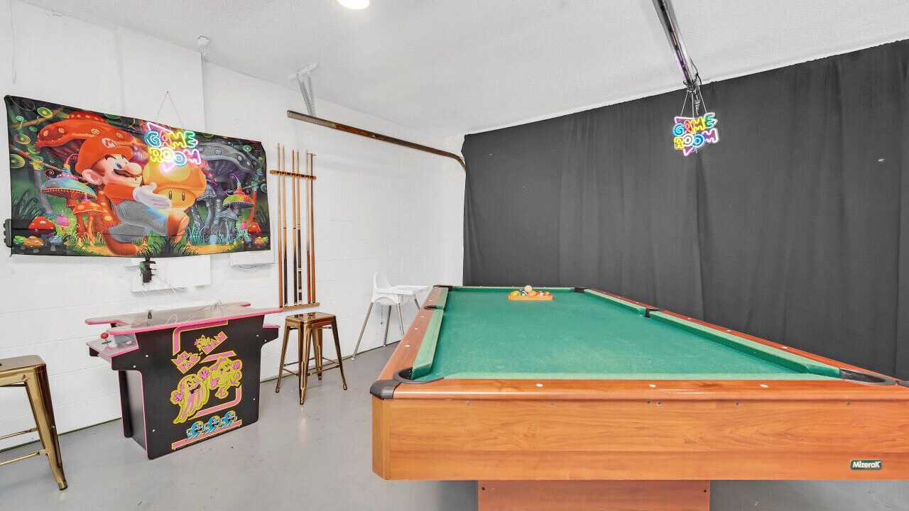 Photo of Bedroom in Lake Davenport Estates