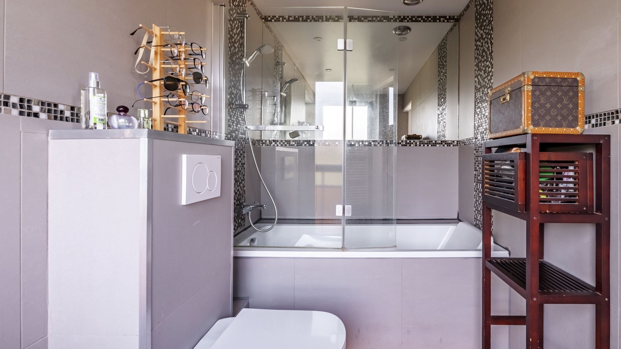 Photo of Bathroom in Neuilly-sur-Seine