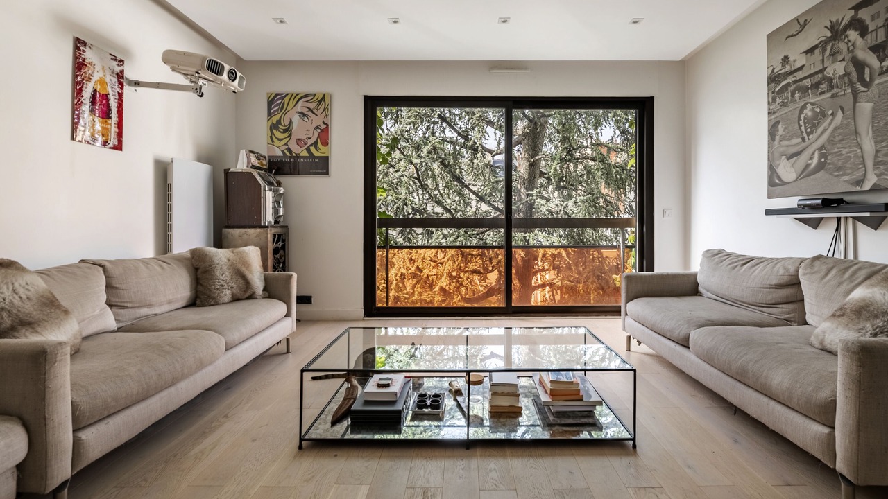 Photo of Livingroom in Neuilly-sur-Seine