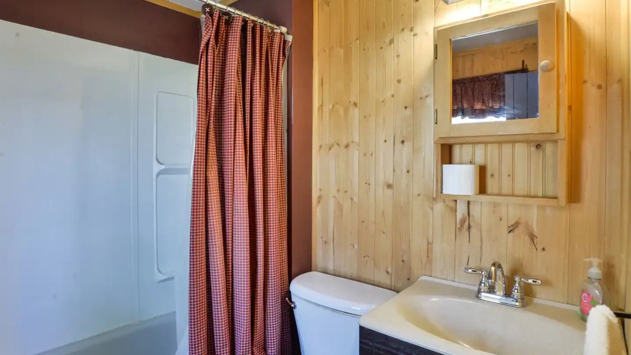 Photo of Bathroom in Bala