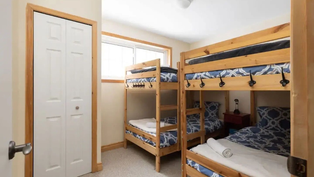 Photo of Bedroom in Lake of Bays