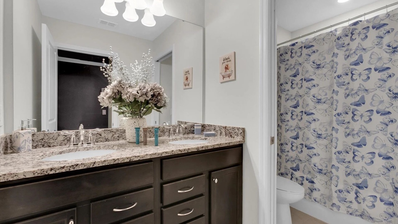 Photo of Bathroom in Davenport