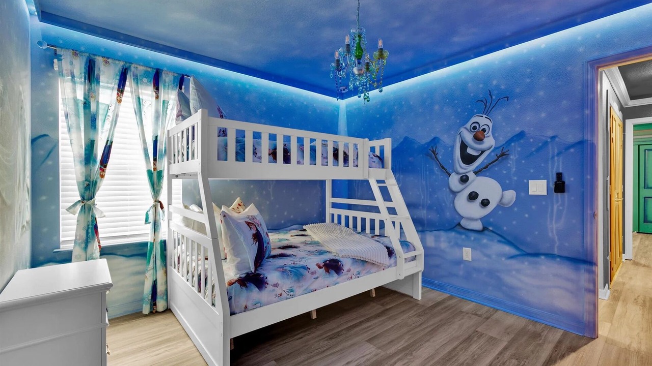Photo of Bedroom in Davenport
