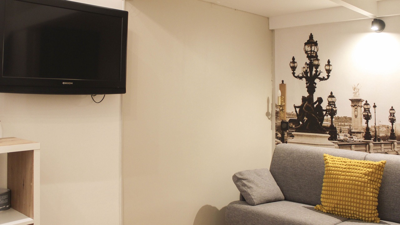 Photo of Livingroom in 10th Arrondissement