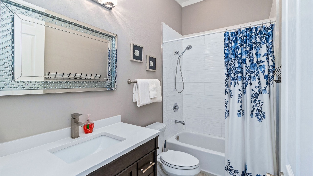 Photo of Bathroom in Waterside Village