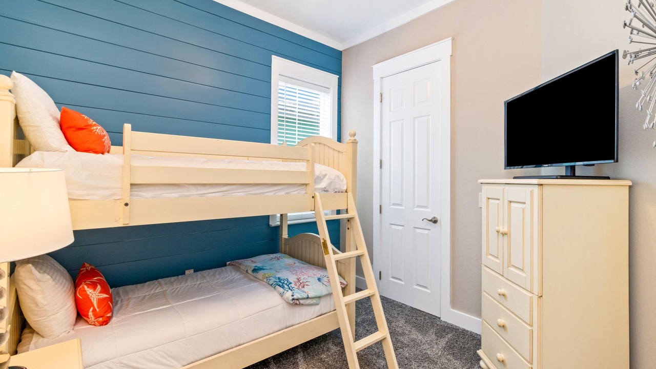 Photo of Bedroom in Waterside Village