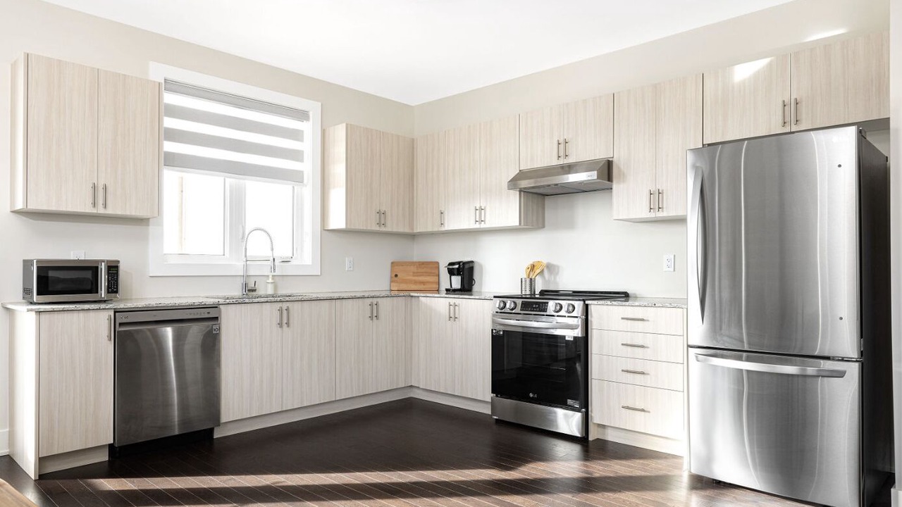 Photo of Kitchen in Lake of Bays