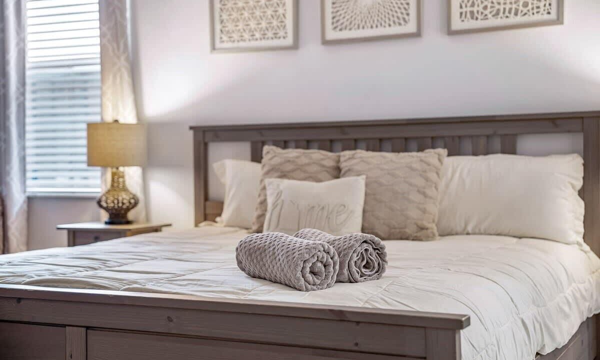 Photo of Bedroom in Watersong