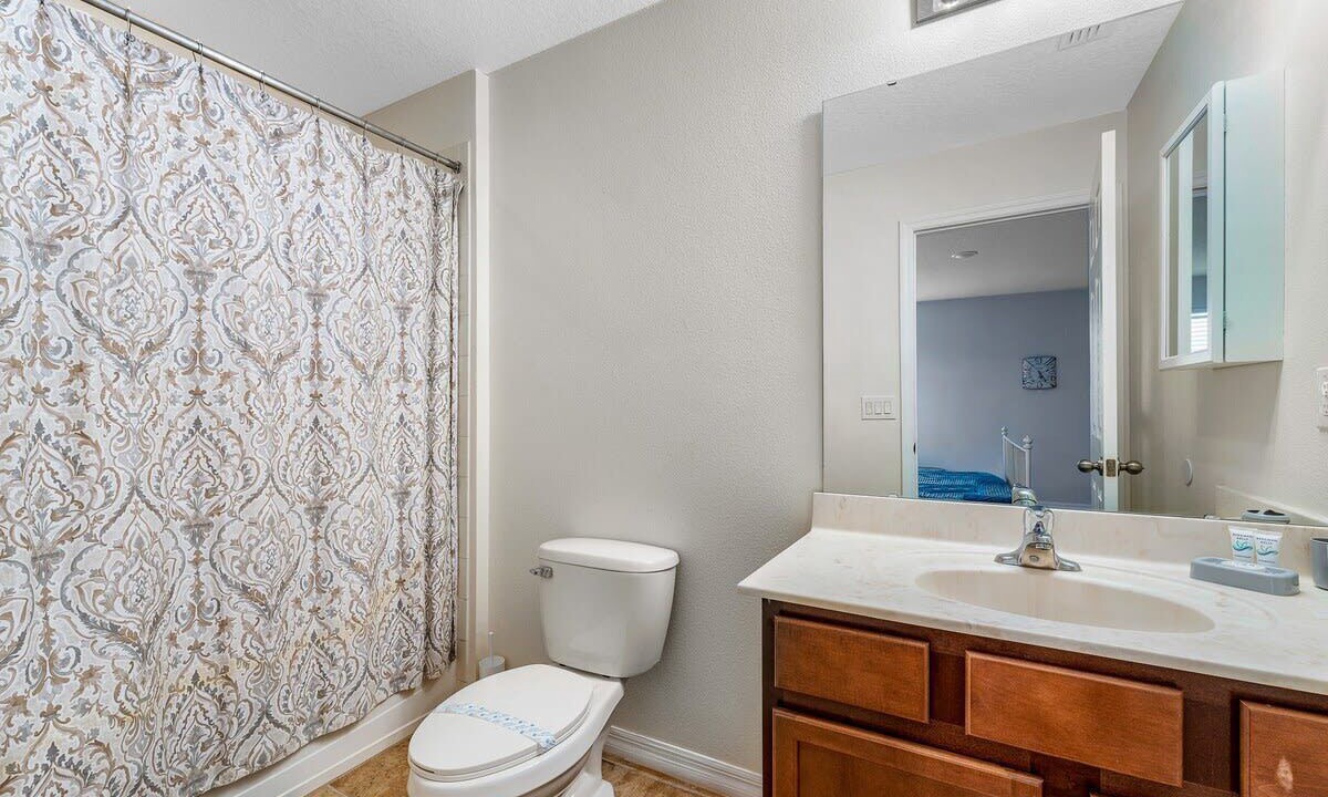 Photo of Bathroom in Watersong