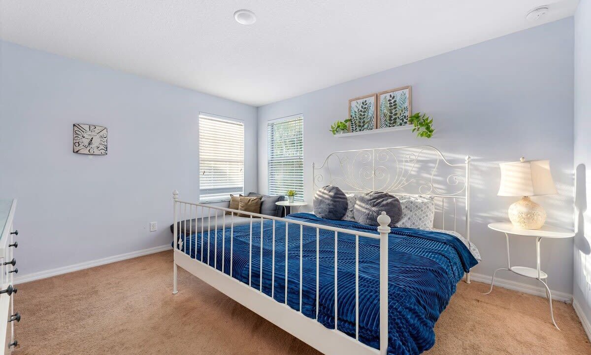 Photo of Bedroom in Watersong
