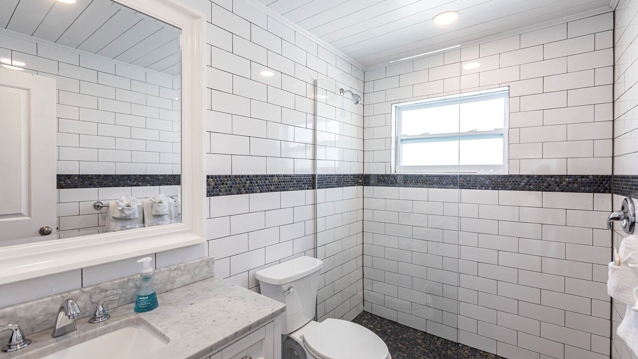 Photo of Bathroom in Aloha Kai