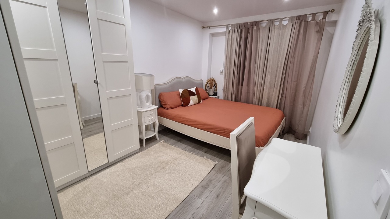 Photo of Bedroom in Sevres